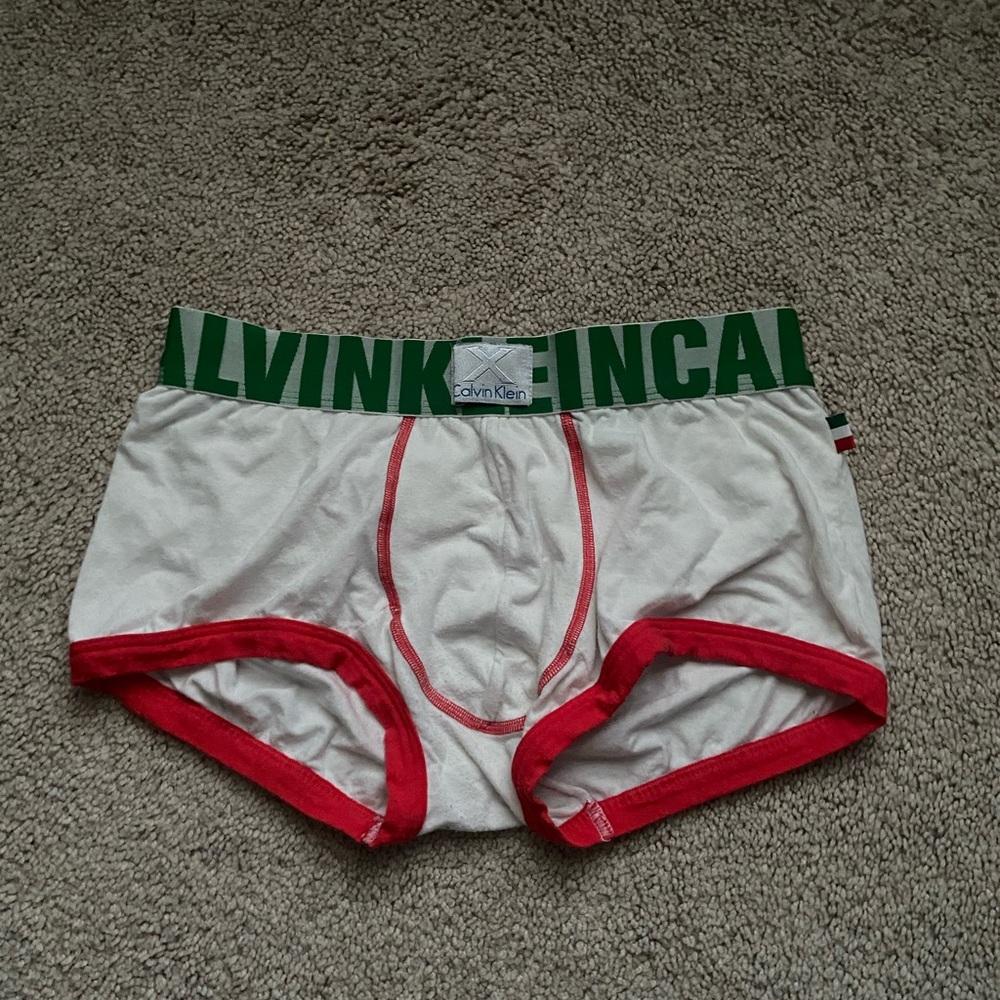 Calvin Klein Micro X Global Italy